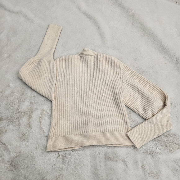 Express Women's Cream Ribbed Button-Up Cardigan - Picture 11 of 13